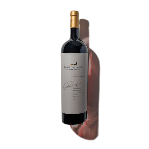 A 1.5L wine bottle of Reserve Cabernet Sauvignon To Kalon Vineyard Oakville Napa Valley 2015